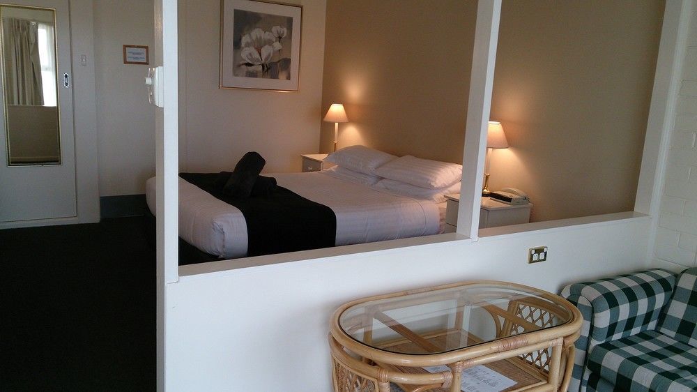 Abel Tasman Airport Motor Inn Launceston Exteriör bild